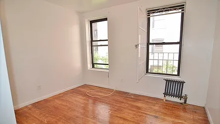 Rented by Park Property Advisors