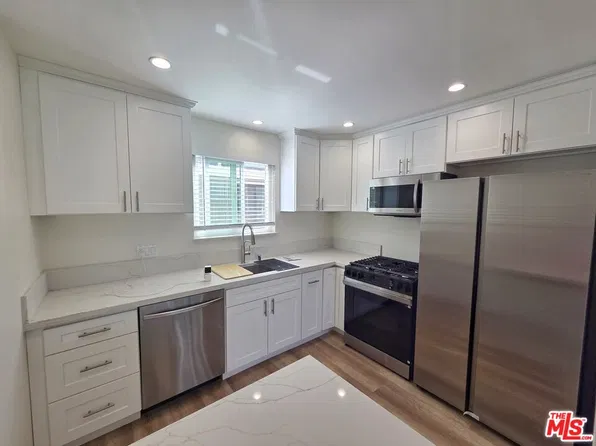 1419 Stanford St APT D, Santa Monica, CA 90404