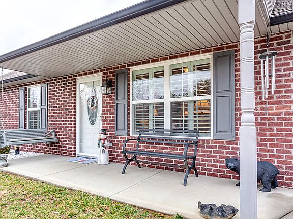 5th image of 4606 Bella Capri Ln