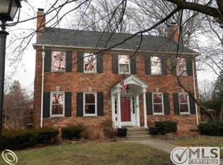 27212 Meadowbrook Rd, Redford, MI 48239