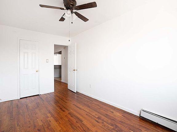 5th image of 964 Hemlock St #2A