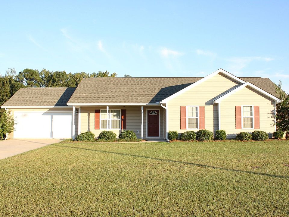 1st image of 121 Lonesome Doe Cir