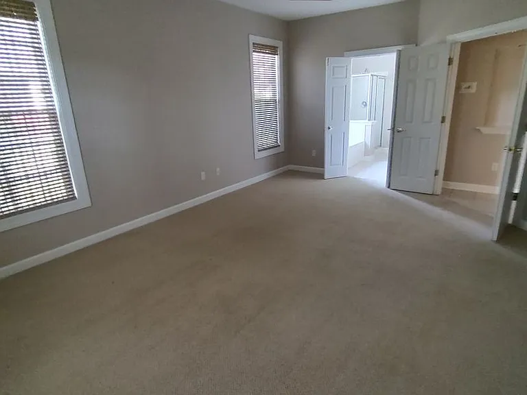 165 Oak Forest Rd — Photo 22