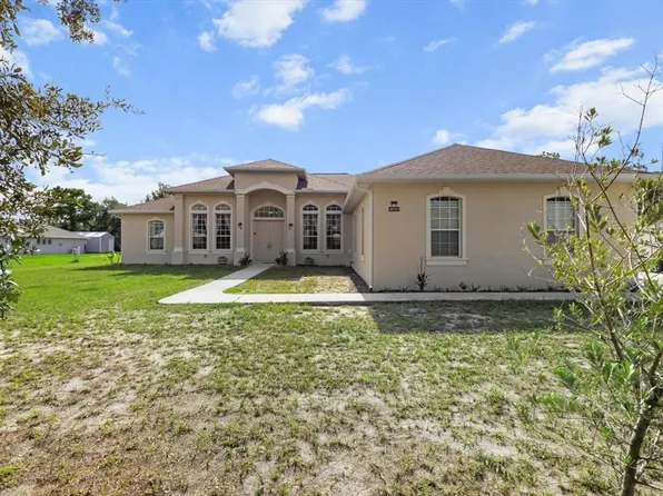 11004 Carnes St, Weeki Wachee, FL 34613
