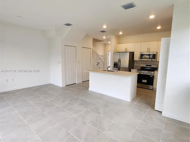 263 SE 11th Ct #0 — Photo 14