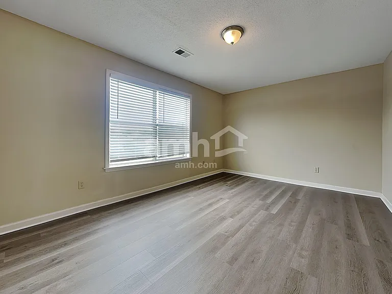 5106 Guffin Rd — Photo 22
