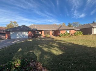 1401 Briar Creek Rd, Enid, OK 73703