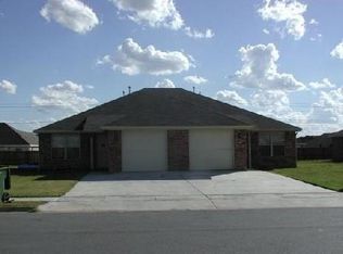 204 E Asher Ct, Rogers, AR 72758