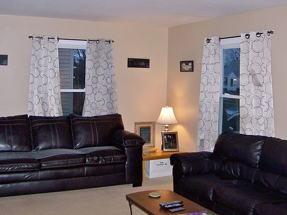 2nd image of 2465 Shunk Ave