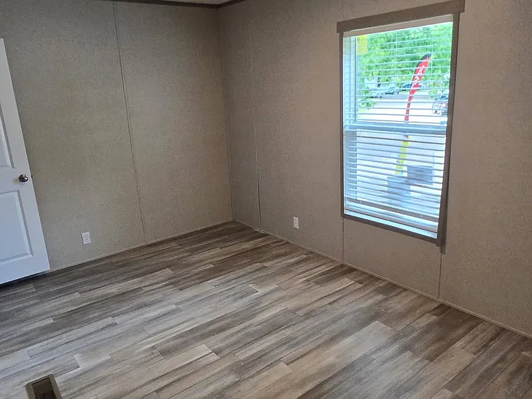 2981 Edgemoor Ln — Photo 7