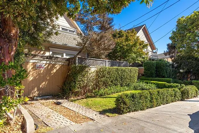 214 Elm St #1 — Photo 4