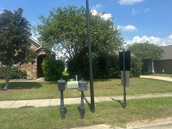 3rd image of 4066 Olivia Dr