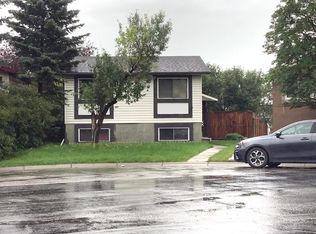 44 Falbury Bay NE, Calgary, AB T3J 1H6