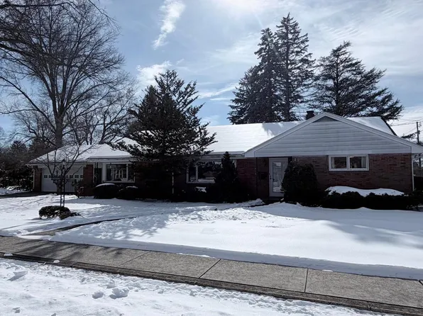 110 Hudson Ave, Chambersburg, PA 17201