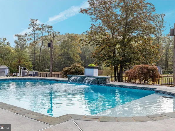 2050 Back Rd, Woodstock, VA 22664