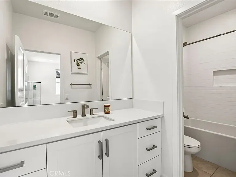 337 Abacus — Photo 27