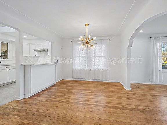 5th image of 3021 N Columbine St