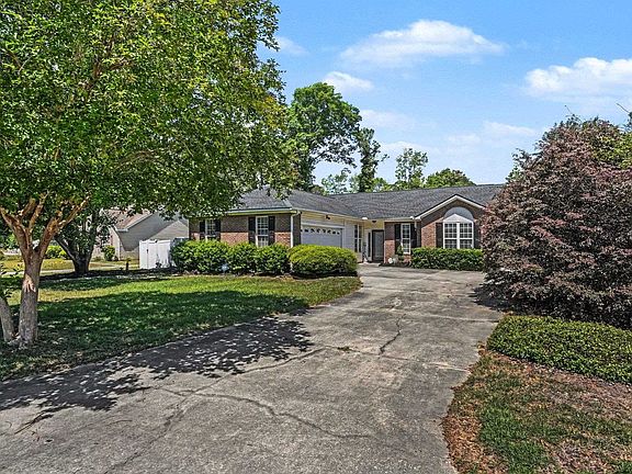 3rd image of 491 Copenhagen Dr.
