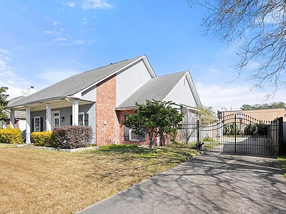 2nd image of 5933 Woodlawn Park Ct