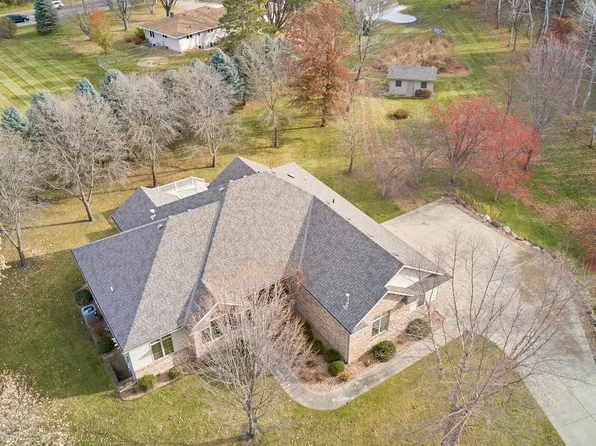2149 Mill Pond Dr, Saint Cloud, MN 56303