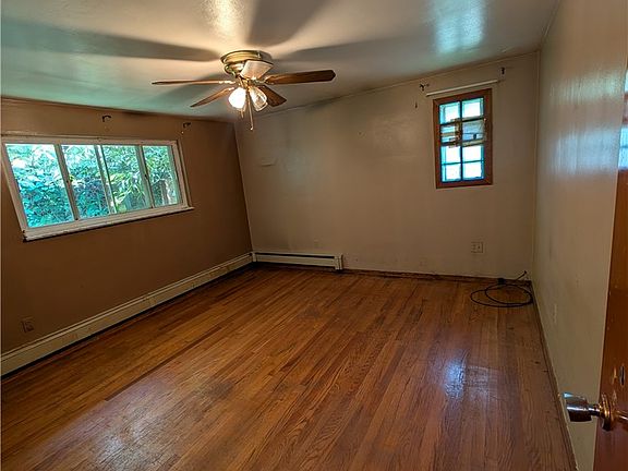 4th image of 1110 Mifflin Rd