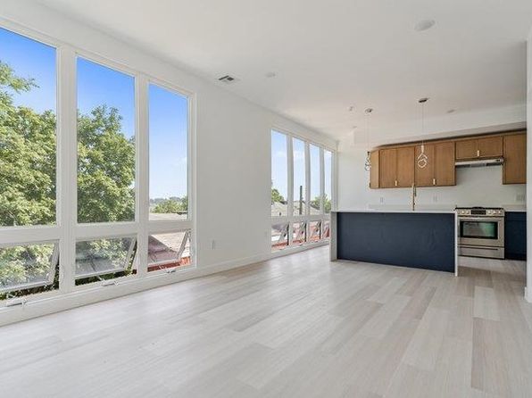 330 Washington Ave #2R