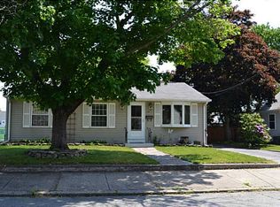 70 Manistee St, Pawtucket, RI 02861