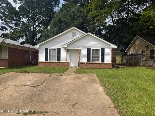 749 Clearmont Dr, Pearl, MS 39208