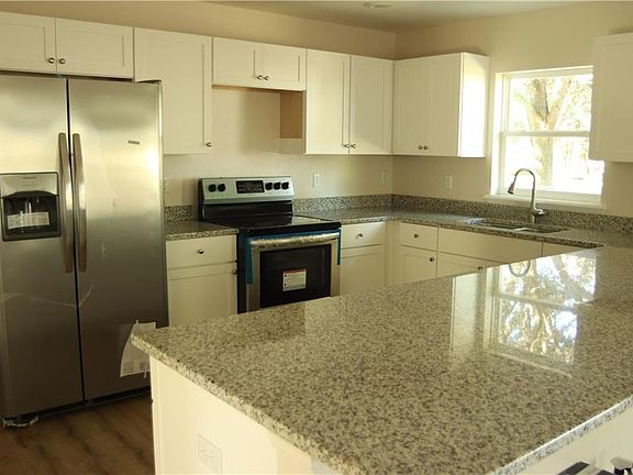 3rd image of 2164 Fruitland Park Cir