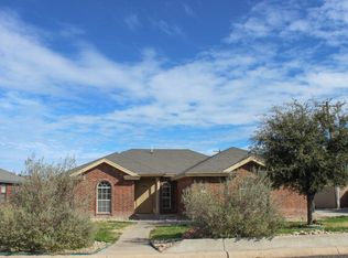 1702 Cordell Dr, San Angelo, TX 76901