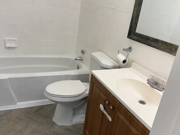 (undisclosed Address), Kentwood, MI 49508