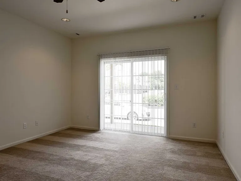 The Enclave at Stoneyridge — Photo 10