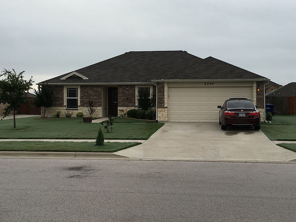 1st image of 2204 Coy Dr