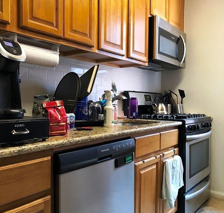 1st image of 93-24 Queens Blvd #4