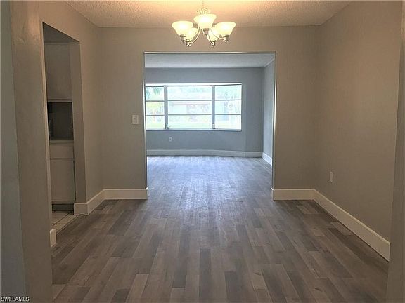 Large dining room connected to the kitchen, living room and family room