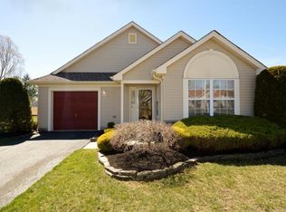 2627 Falcon Ln, Toms River, NJ 08755