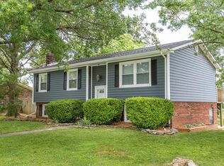 242 S Eagle Creek Dr, Lexington, KY 40515