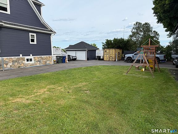 5th image of 124 Harmony Street