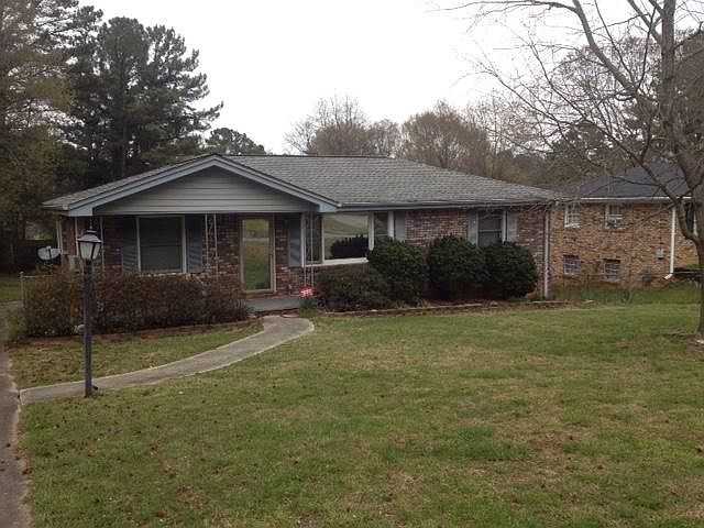 1st image of 490 Norton Cir SE