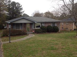 490 Norton Cir SE, Smyrna, GA 30082