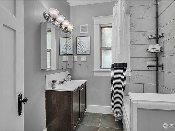4th image of 5609 S Park Avenue