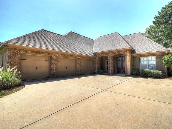 2nd image of 112 Meadow Park Dr