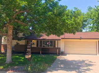 12137 E Hawaii Dr, Aurora, CO 80012