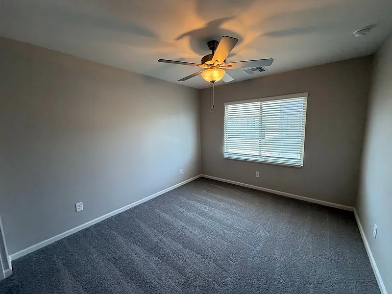 733 E Commonwealth Ave #9 — Photo 16