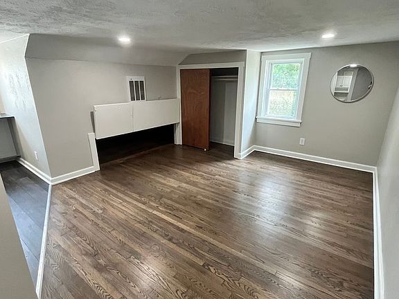 5th image of 11 New St #10
