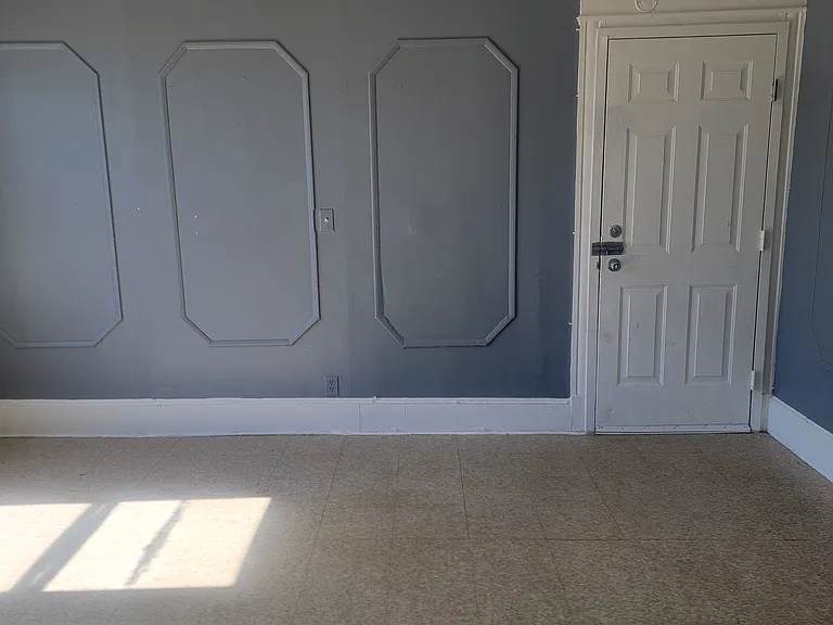 292 W Main St #21 — Photo 7