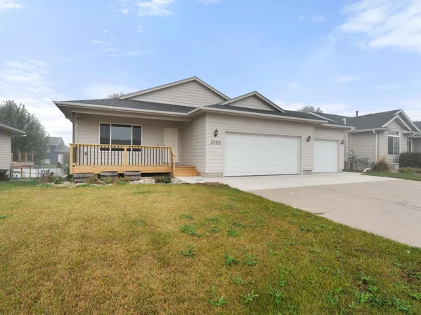 5209 S Mayo Ave, Sioux Falls, SD 57106