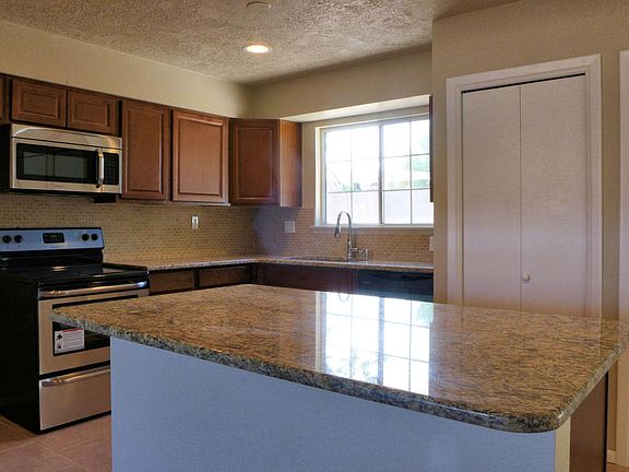 5th image of 5700 Avenida La Mirada NW