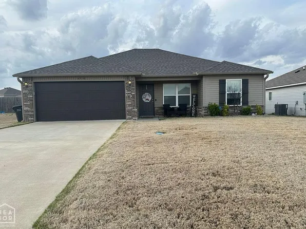 4510 Willow Pointe Dr, Jonesboro, AR 72405