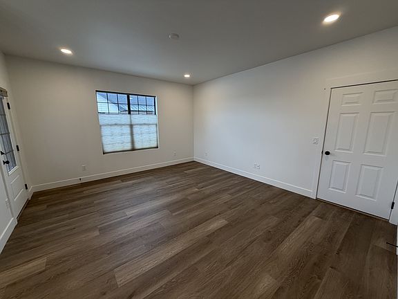 2nd image of 2529 Morning Rose Ln #1